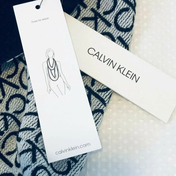 Calvin Klein Womens White Black Neck Warmer Infinity Loop Scarf One Size - Picture 4 of 8